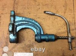 A Ornstin Ltd Victory Heavy Duty Upholstery Button Press + Cutter & Accessories